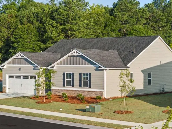 369 Abbott Rd, Statham, GA 30666
