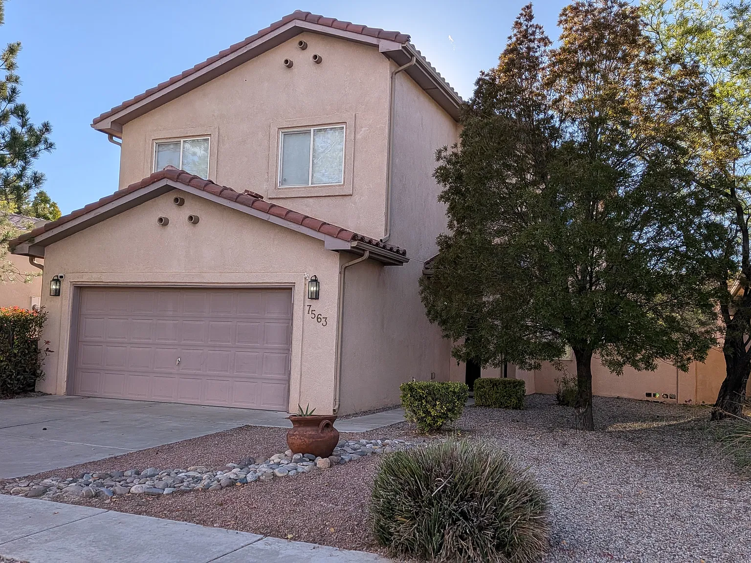 4 bed, 2.5 bath, 2119 sqft, $2,950 — Photo 1