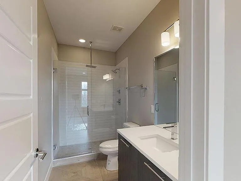 1752 W 41st Ave — Photo 8