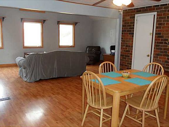 5th image of 1001 Brian Ct