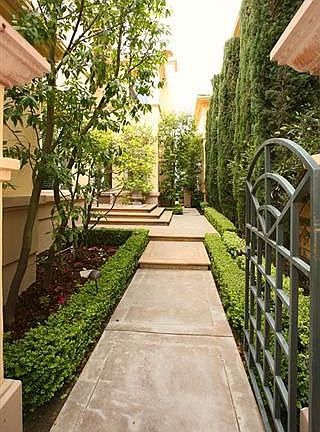 Gated entry in addition to 24-hour guard gated community