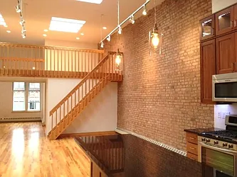 Rented by Level Group