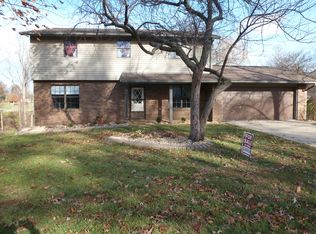 431 Chapel Dr, Collinsville, IL