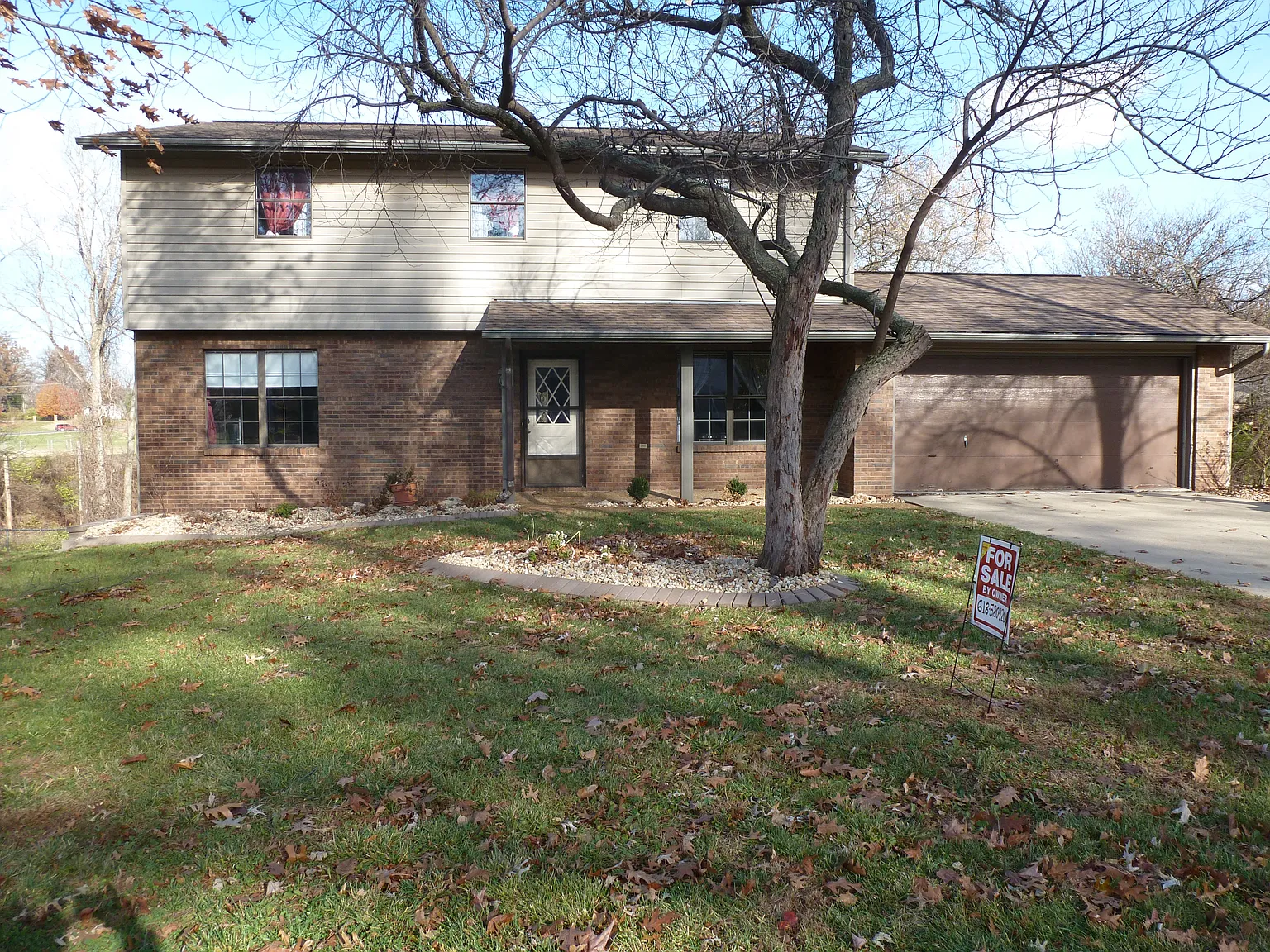 431 Chapel Dr photo 1