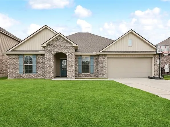 16731 Highland Heights Dr, Covington, LA 70435