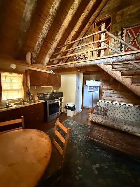 2 bed, 864 sqft, $2,650 — Photo 4