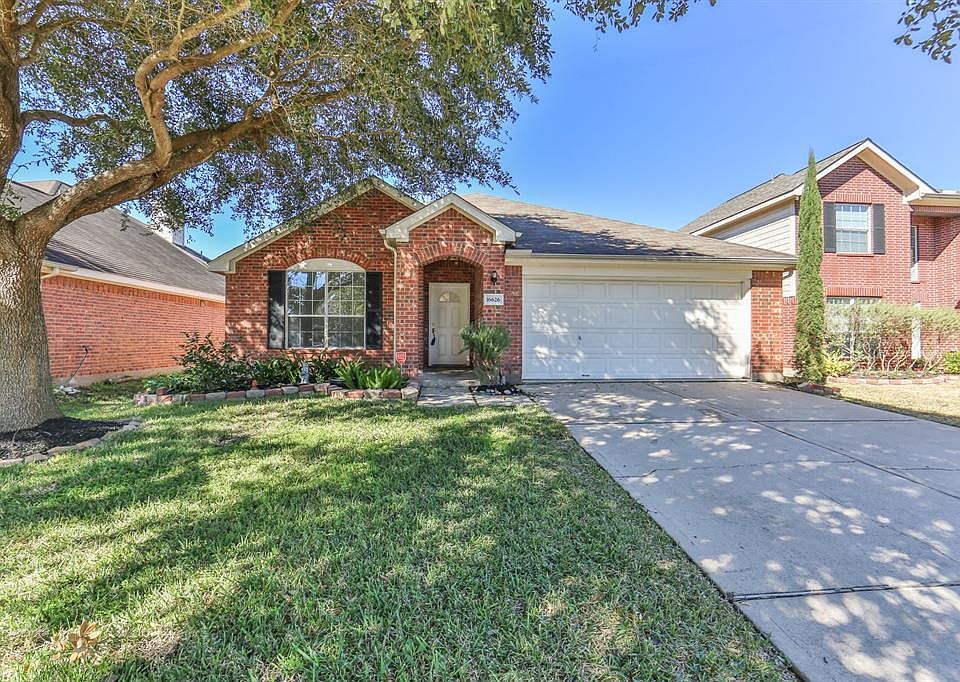 1st image of 16626 Great Oaks Glen Dr