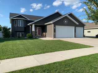 2244 Star Ave S, Grand Forks, ND 58201