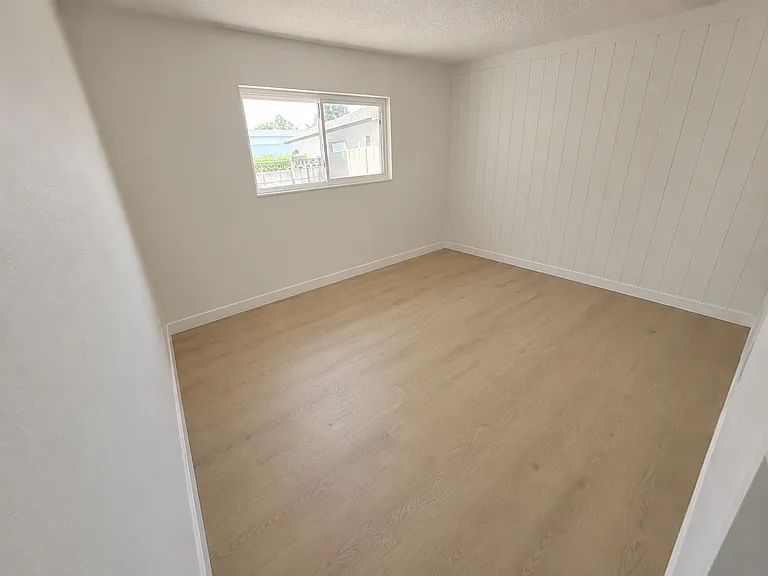 1300 Oak Ave — Photo 7