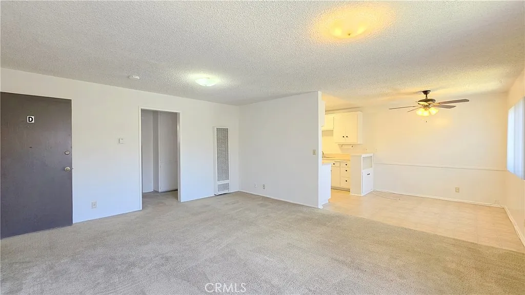 2 bed, 1000 sqft, $1,950 — Photo 3