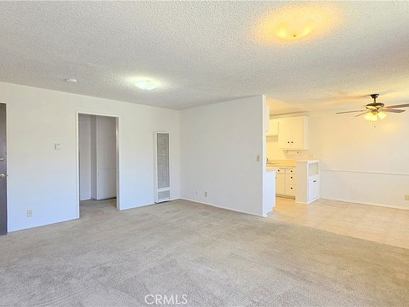 3rd image of 1086 Springfield St APT D