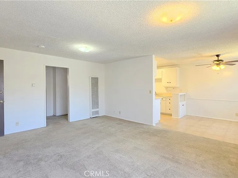 1086 Springfield St #D — Photo 3