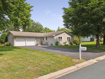 4000 W 100th St, Bloomington, MN, 55437