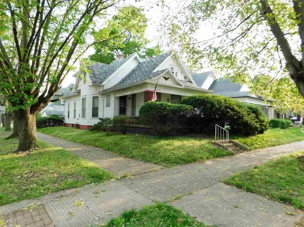 1031 Maple Ave, Terre Haute, IN 47804