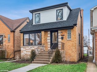 7439 N Osceola Ave, Chicago, IL