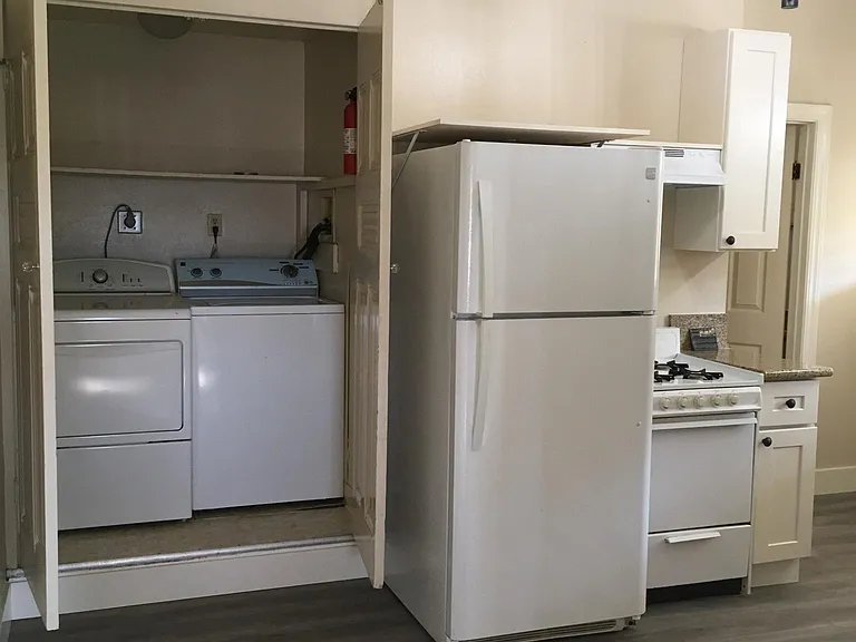 755 Alhambra St #1 — Photo 7