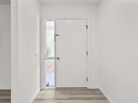 5th image of 1255 S Estate Point