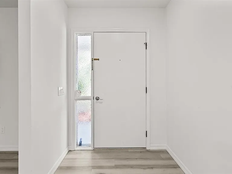 1255 S Estate Point — Photo 5