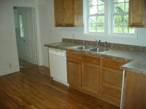 5th image of 3124 Haggard Dr