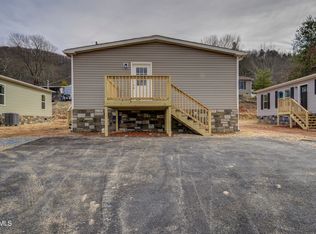 202 Florida Ave, Erwin, TN 37650