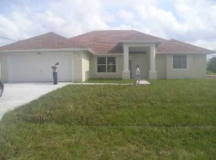 302 SW Ridgecrest Dr, Port Saint Lucie, FL 34953