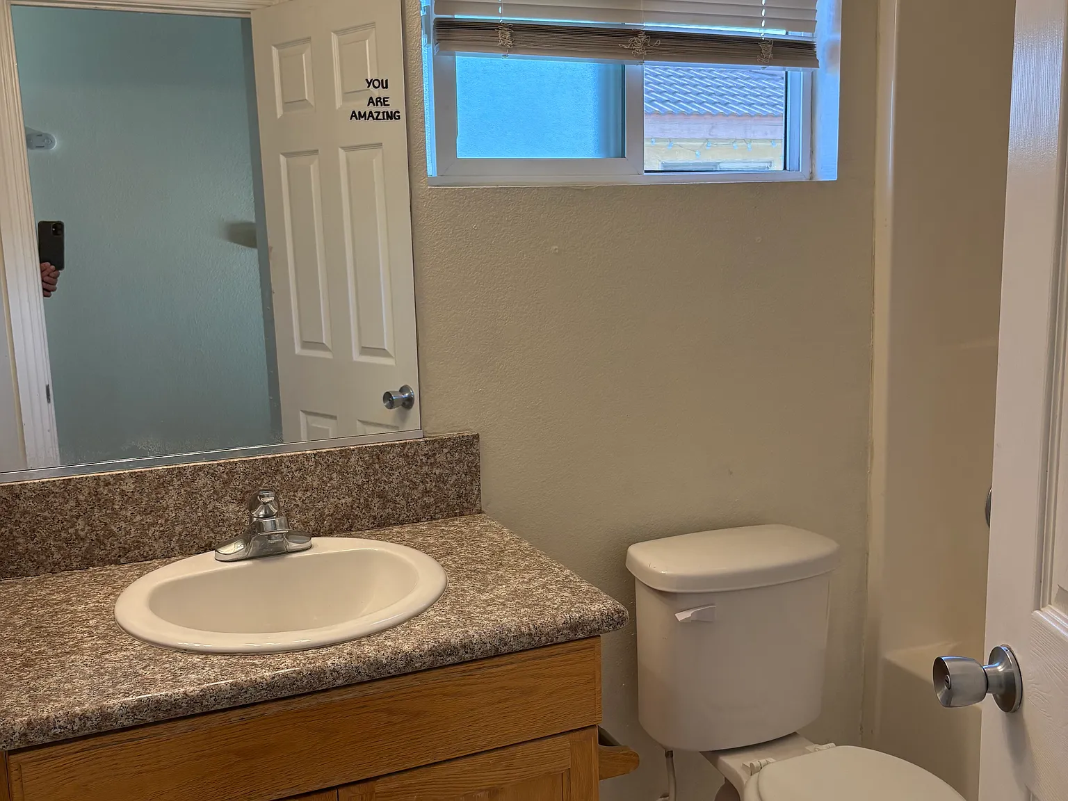 2 bed, 900 sqft, $2,200 — Photo 3