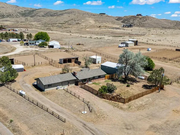6701 Orchard Dr, Loveland, CO 80538