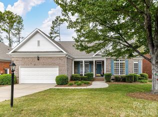 3619 Savannah Hills Dr, Matthews, NC 28105