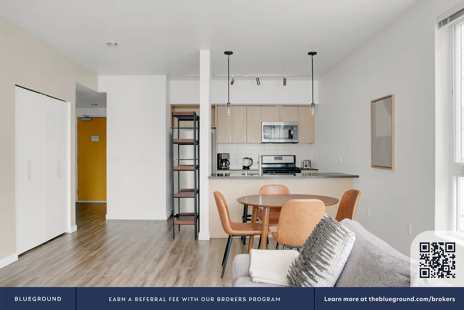 2 bed, 2.0 bath, 1030 sqft, $3,640 — Photo 3