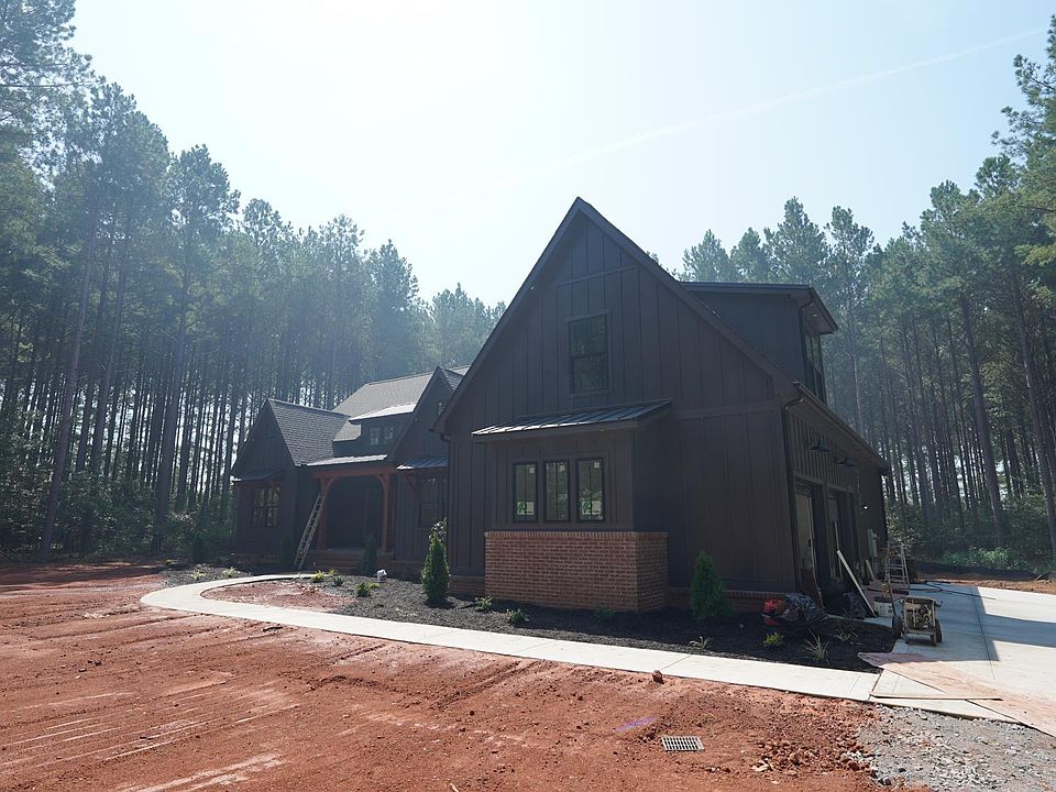 1st image of 204 Rogers Rd