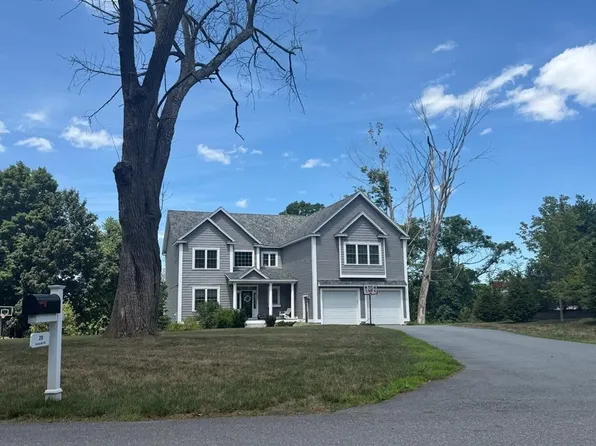 28 Granuaile Rd, Southborough, MA 01772