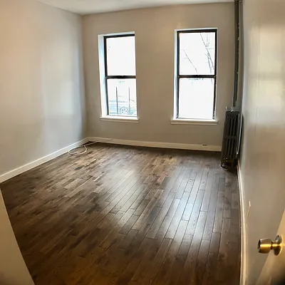 Rented by Compass | media 12