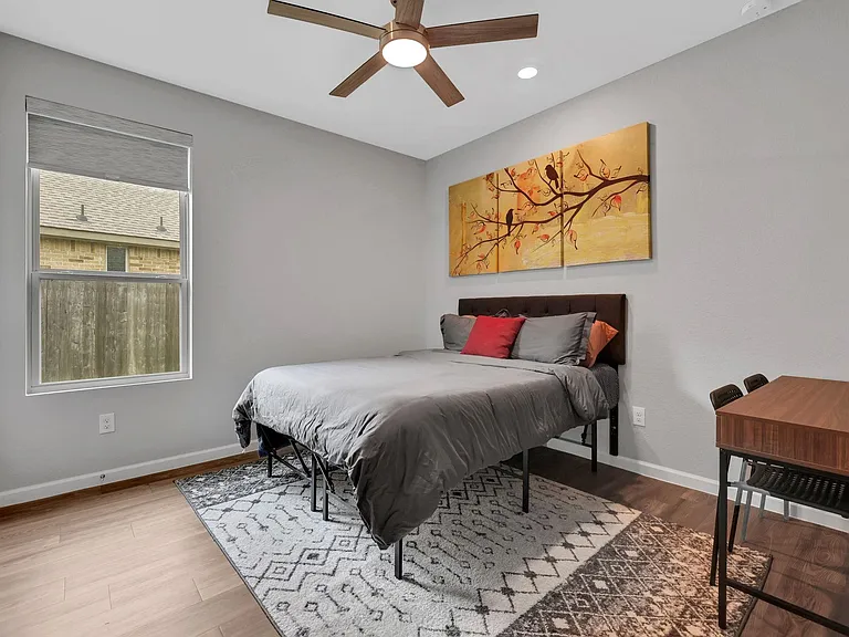 4933 Chester Lake Ln — Photo 12