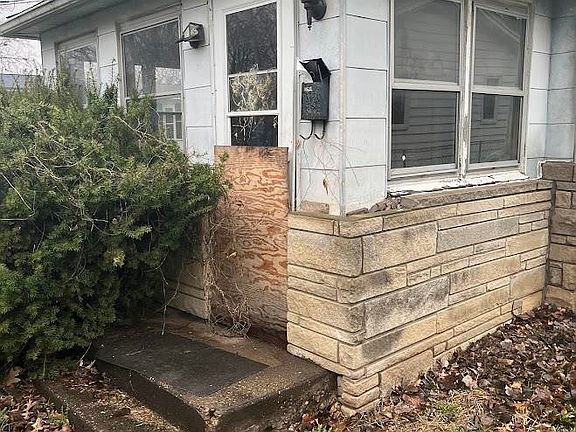3rd image of 4511 17th Ave