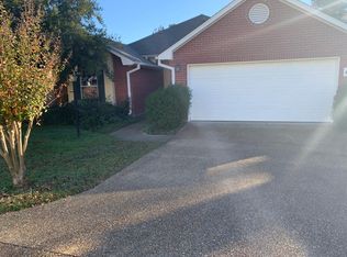 416 Twin Lks N, Clinton, MS 39056