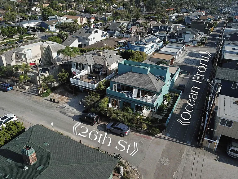 2525 Ocean Front — Photo 2