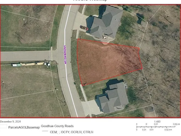 921 Snowbird Dr, Red Wing, MN 55066