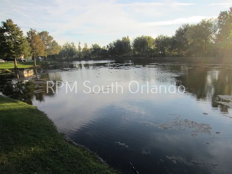 36 Windtree Ln #202 — Photo 16