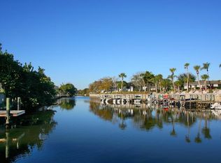2318 Riverbluff Pkwy, Sarasota, FL 34231