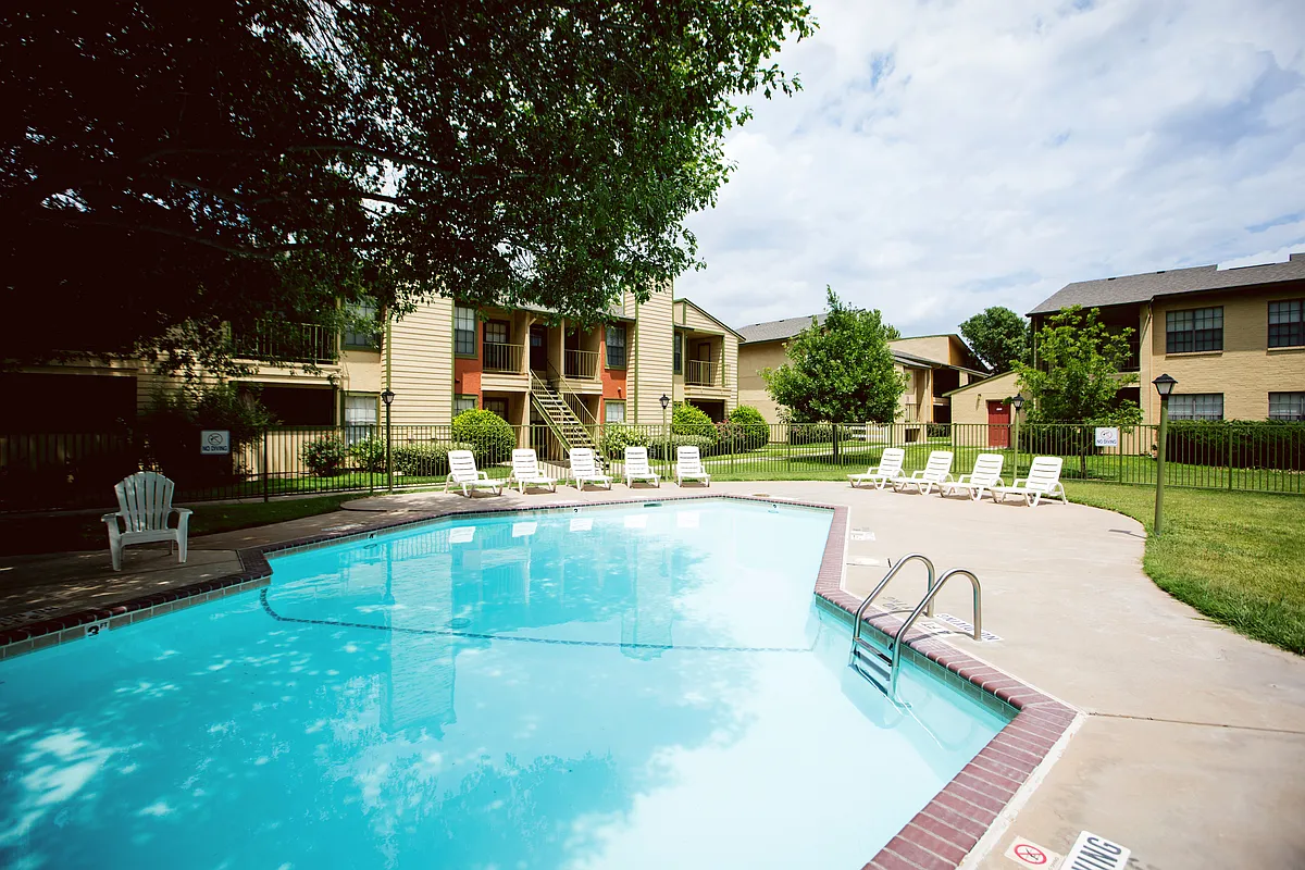 Building Photo - Red Oak Ranch