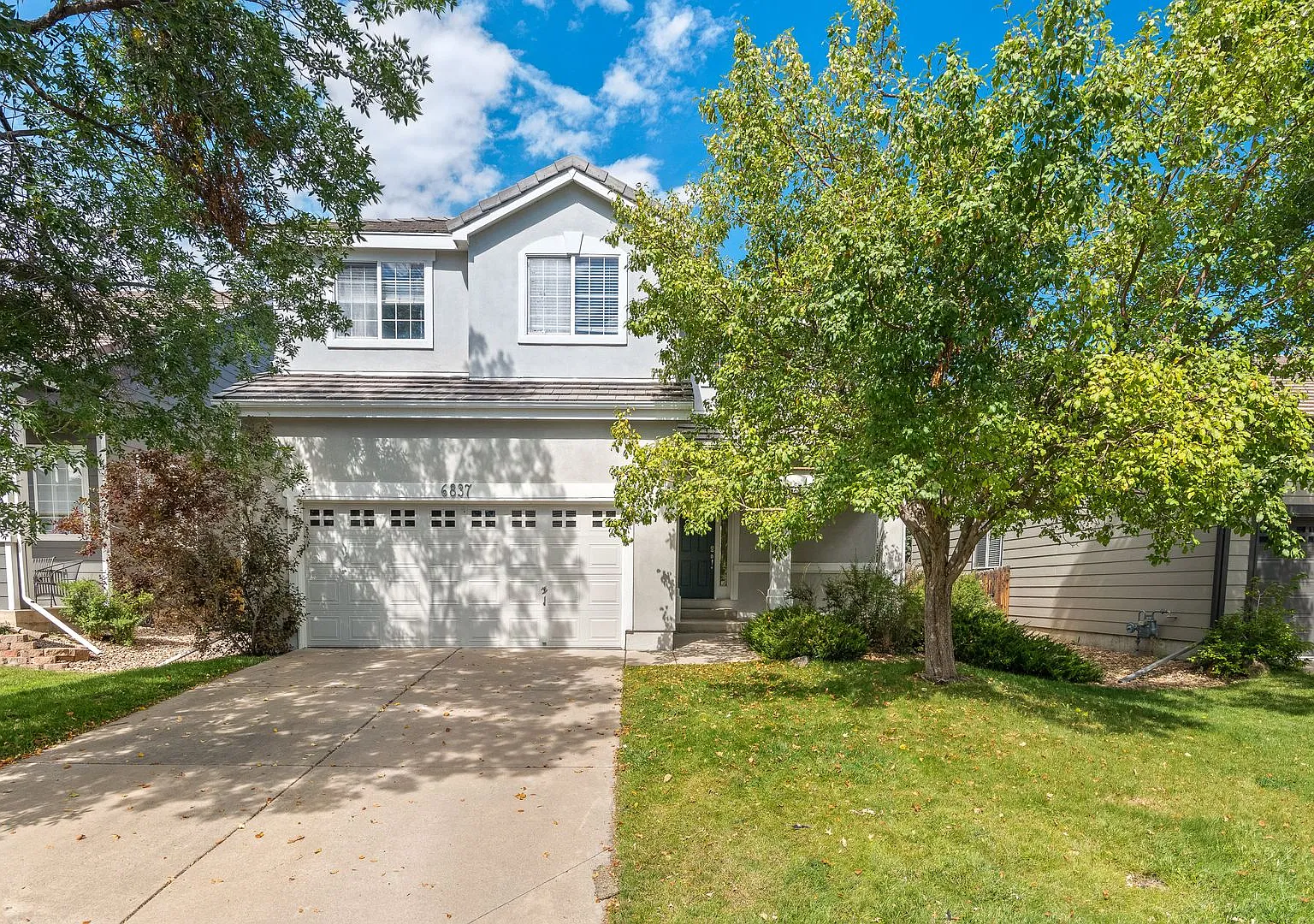 Charming Three Bedroom Home In Littleton — Photo 1