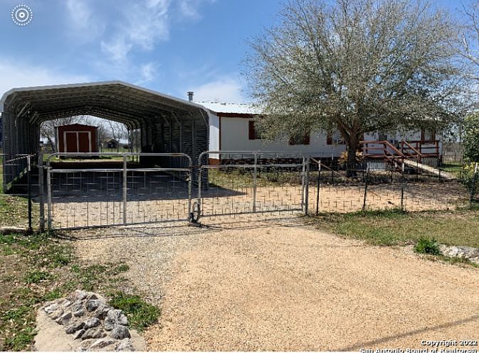 1st image of 486 Rosemary Loop