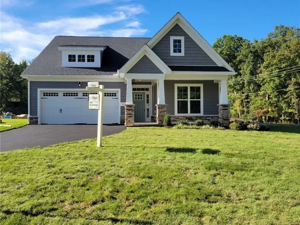 5161 Staveley Rd, Chester, VA 23831