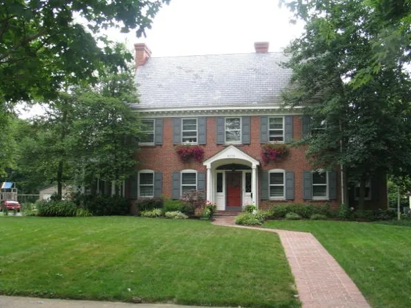 6376 Grand Vista Ave, Cincinnati, OH 45213
