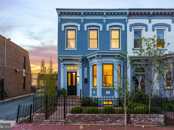 1325 Riggs St NW, Washington, DC 20009