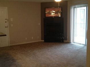 15431 Adams St APT 203, Omaha, NE 68137