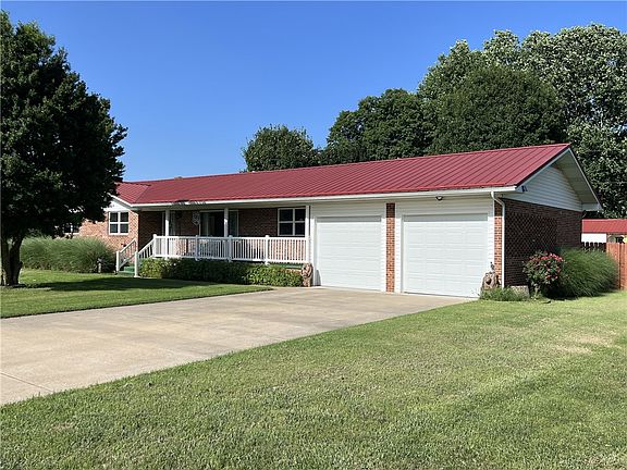 2nd image of 89 Creekview Rd