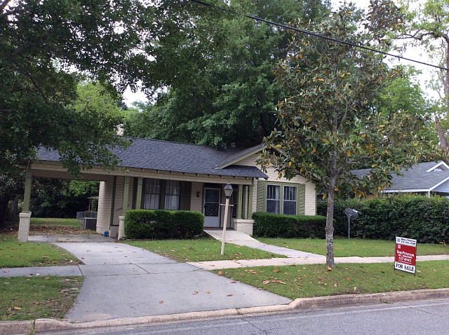 2nd image of 302 Durden St