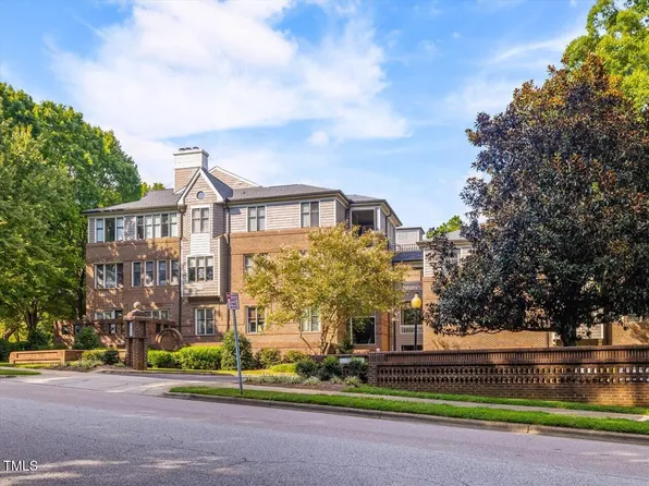 750 Washington St Unit 205, Raleigh, NC 27605