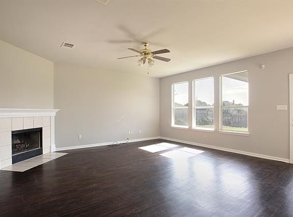 2nd image of 4001 Gainer Ct